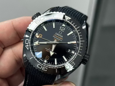Comparison Review of the VS Factory OMEGA Seamaster Planet Ocean 600M Black Ceramic Replica Watch