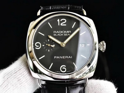 Comparison Review of the VS Factory Panerai RADIOMIR Replica Watch