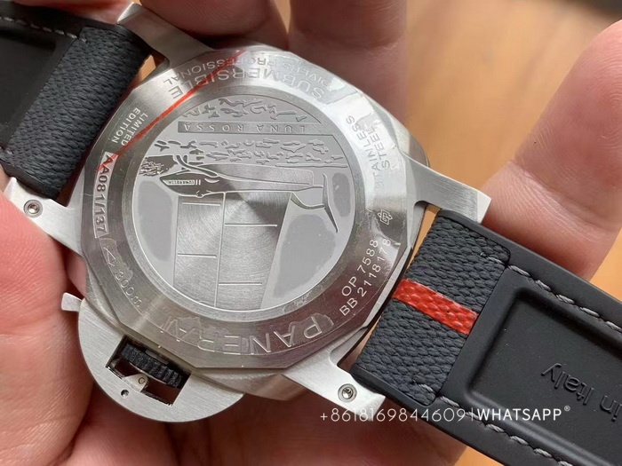 VS Factory Panerai Submersible PAM01681 1:1 Replica Watch for Sale 第6张