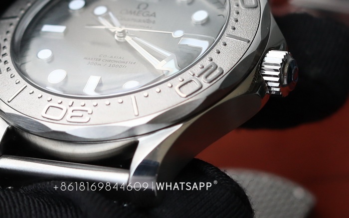 Introduction to the new VS Factory Omega Seamaster 300M 210.30.42.20.06.002 第8张