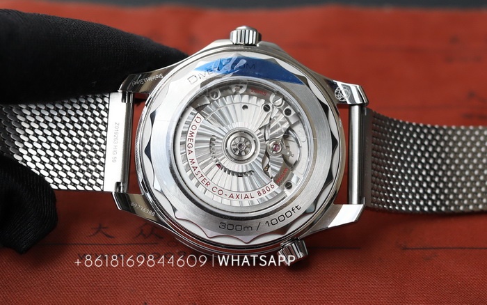 Introduction to the new VS Factory Omega Seamaster 300M 210.30.42.20.06.002 第11张