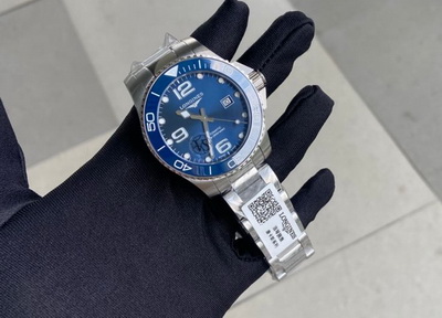 Replica Longines Conquest watch purchased by a returning customer from Russia.