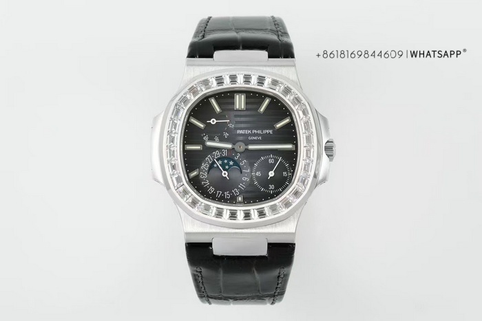 Patek Philippe NAUTILUS 5724G-001 Super Clone Watch 第1张