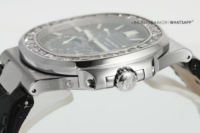 Patek Philippe NAUTILUS 5724G-001 Super Clone Watch 第7张