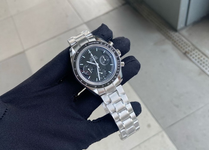 Omega Speedmaster (Manual Movement) Replica Watch Purchased by a Customer from Russia 第4张