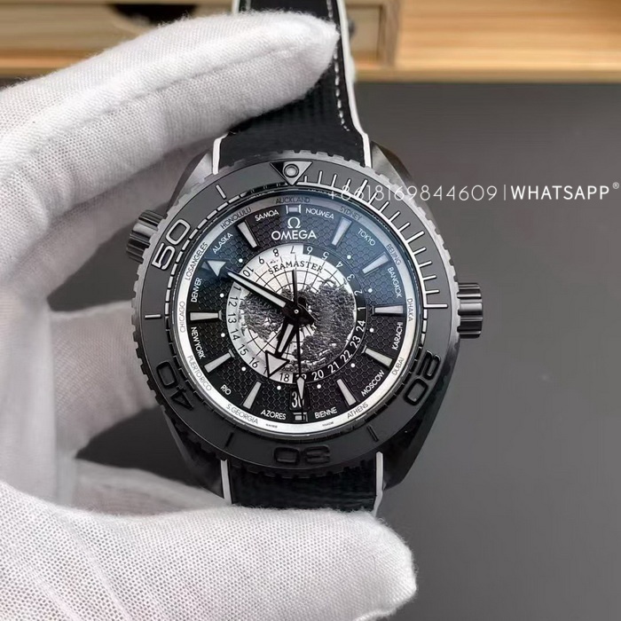 Omega Planet Ocean 215.92.46.22.01.007 Super Clone Watch for Sale 第3张