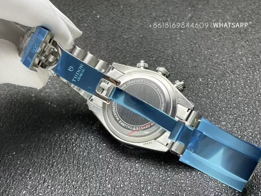 Super Clone TUDOR BLACK BAY CHRONO M79360N-0024 Replica Watch Introduction 第8张