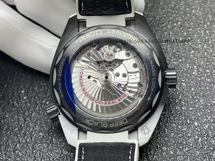 Omega Planet Ocean 215.92.46.22.01.007 Super Clone Watch for Sale 第7张
