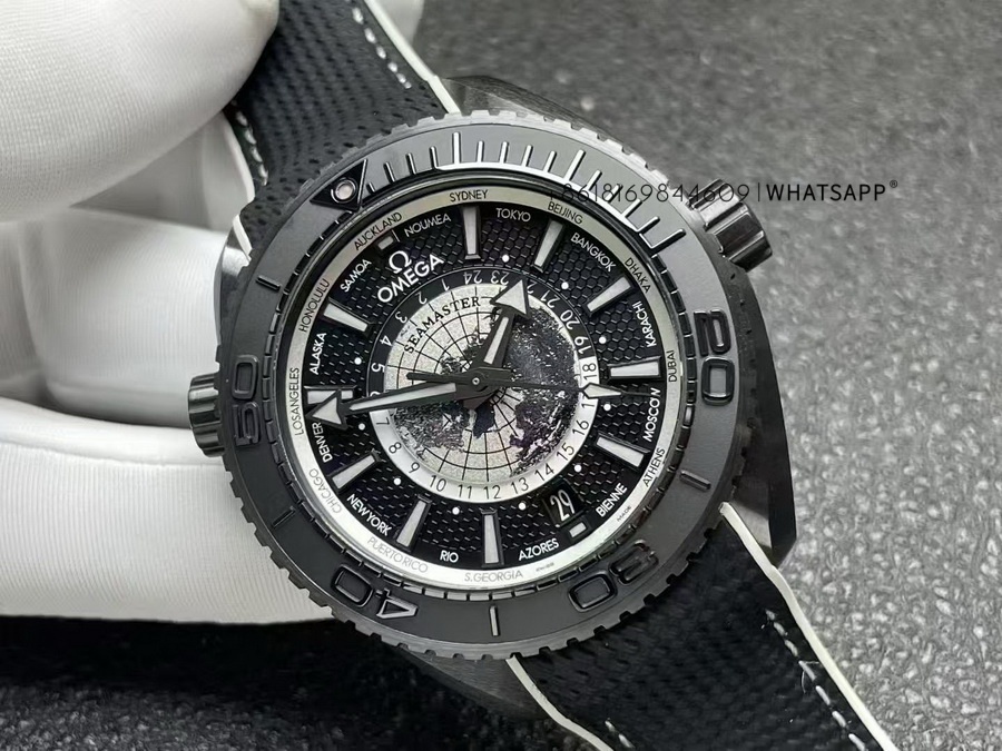 Omega Planet Ocean 215.92.46.22.01.007 Super Clone Watch for Sale 第4张