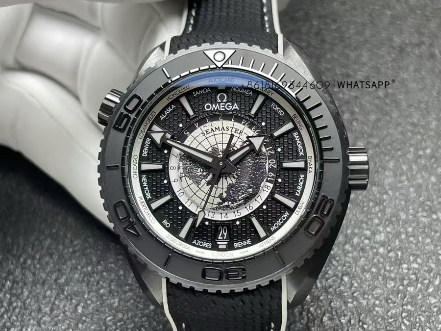 Omega Planet Ocean 215.92.46.22.01.007 Super Clone Watch for Sale 第3张