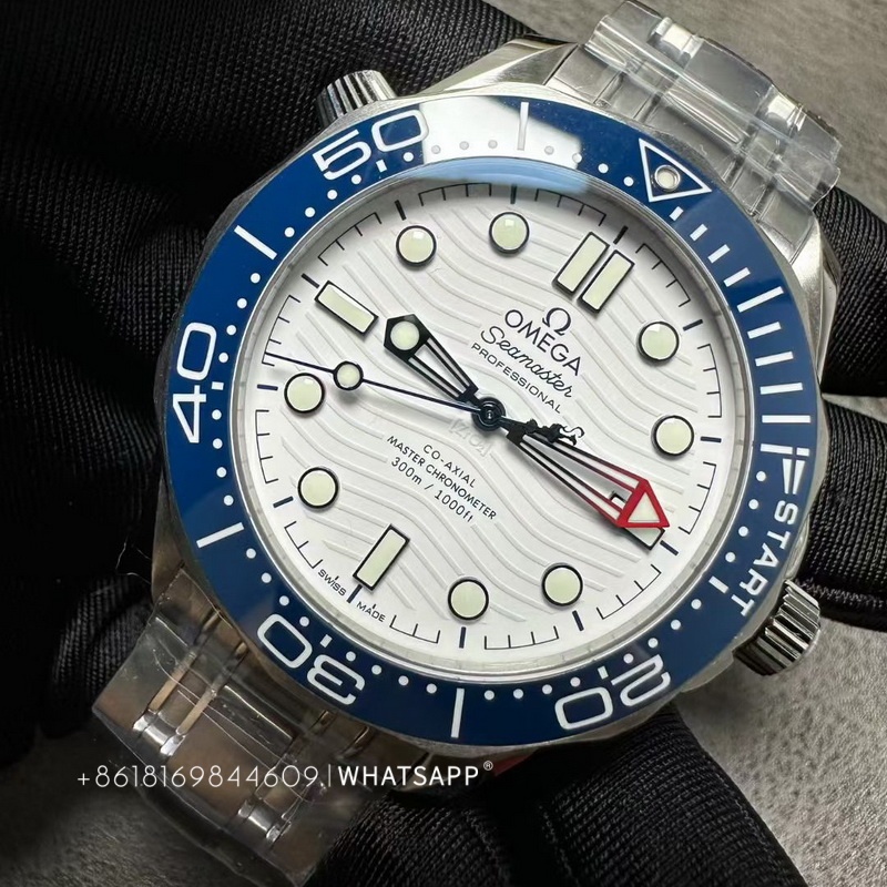 Super Clone Omega Seamaster 210.30.42.20.04.002 Replica Introduction 第4张