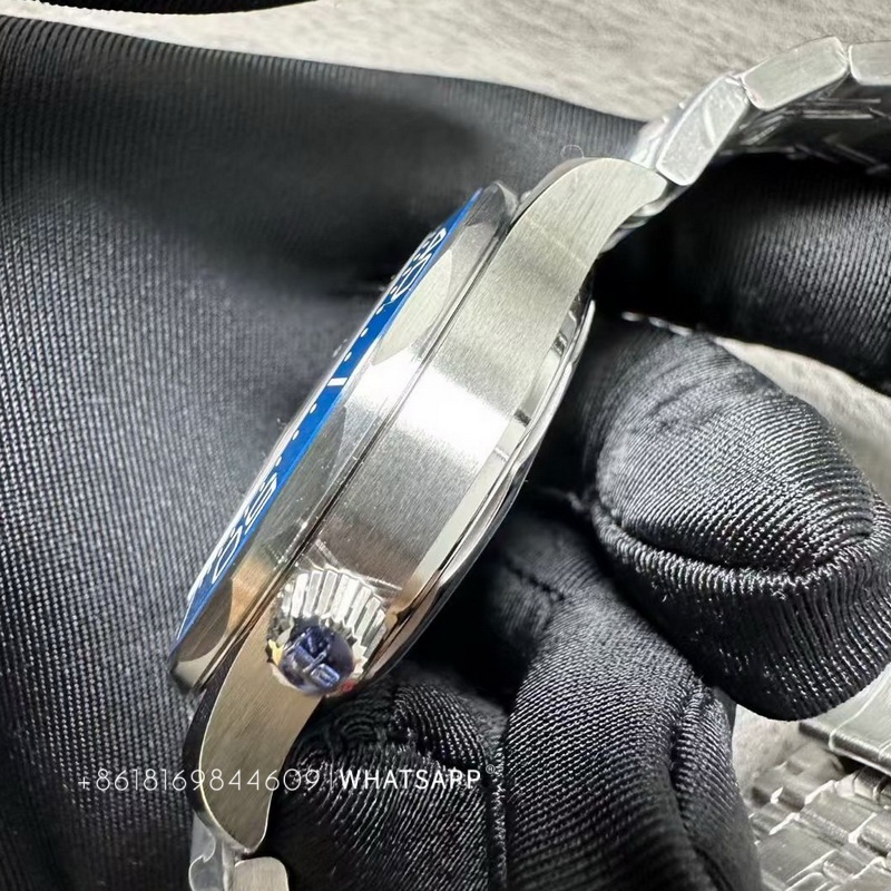 Super Clone Omega Seamaster 210.30.42.20.04.002 Replica Introduction 第8张