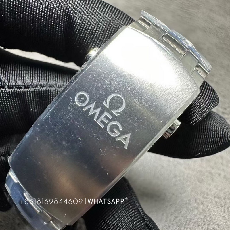Super Clone Omega Seamaster 210.30.42.20.04.002 Replica Introduction 第9张