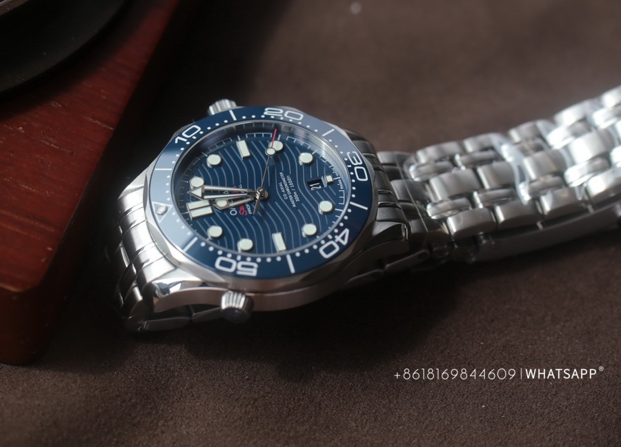 Sale of Replica Watches of VS Factory Omega Seamaster Diver 300M 210.30.42.20.03.001 第7张