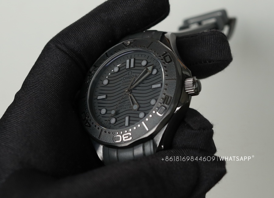 The VS factory Omega Seamaster 300M Ceramic Replica Watch 210.92.44.20.01.003 第9张