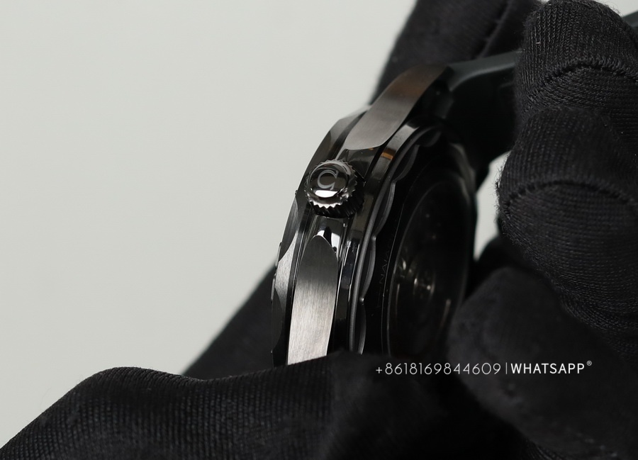 The VS factory Omega Seamaster 300M Ceramic Replica Watch 210.92.44.20.01.003 第15张