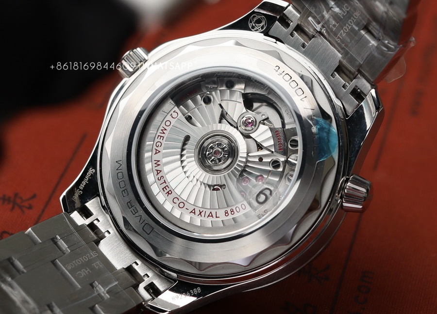 Introduction to VS Factory Omega Seamaster (Green) 210.30.42.20.10.001 Watch 第10张