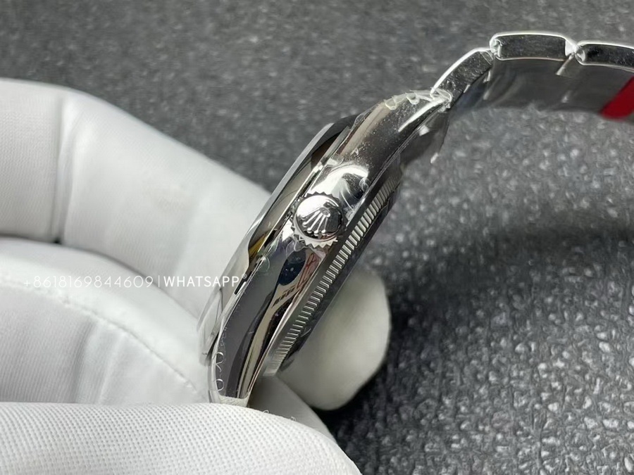 Super Clone Rolex OYSTER PERPETUAL 36mm 126000-0011 Replica Watch Introduction 第6张