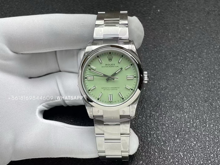 Super Clone Rolex OYSTER PERPETUAL 36mm 126000-0011 Replica Watch Introduction 第1张