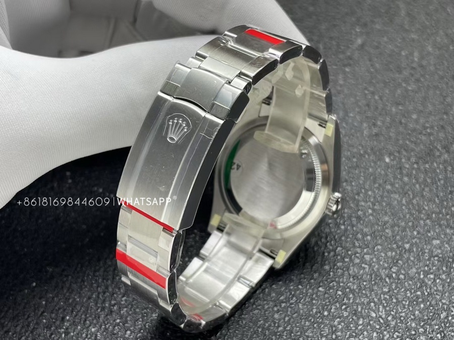 Super Clone Rolex OYSTER PERPETUAL 36mm 126000-0011 Replica Watch Introduction 第8张
