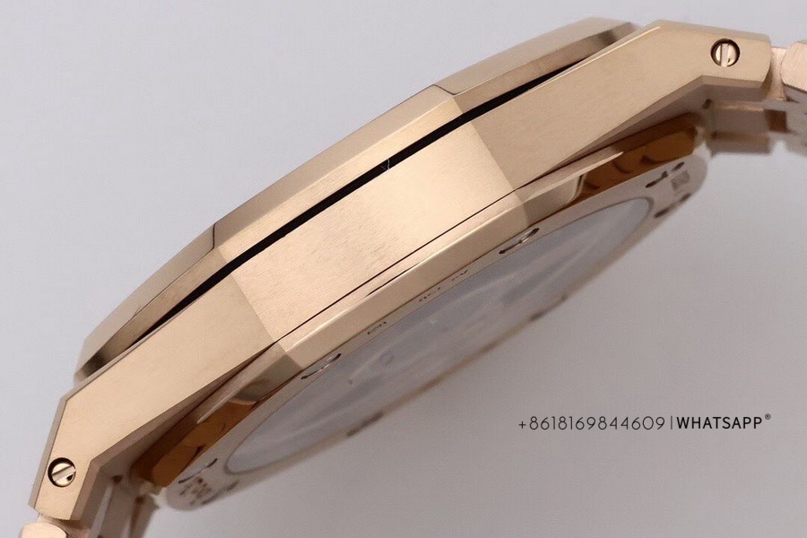 Super Clone Audemars Piguet Royal Oak “JUMBO” 16204OR.OO.1240OR.03 Replica Watch 第7张