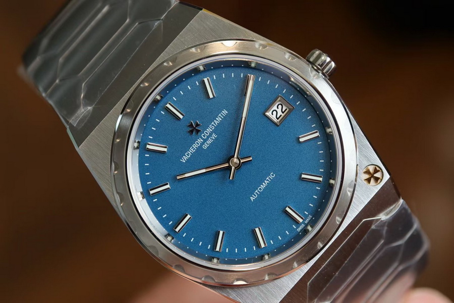 Vacheron Constantin HISTORIQUES 4200H/222A-B934 Replica Watch Introduction 第3张