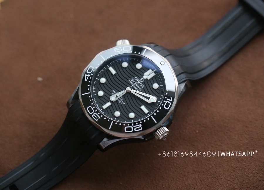 Sales of VS Factory Omega Seamaster Diver 300 210.92.44.20.01.001 Titanium Replica Watch 第6张