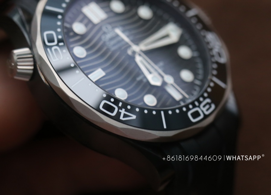 Sales of VS Factory Omega Seamaster Diver 300 210.92.44.20.01.001 Titanium Replica Watch 第8张