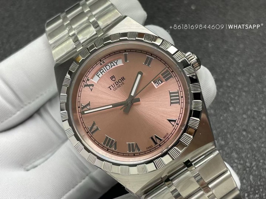 TUDOR Royal M28600-0009 Replica Watch for Sale 第2张