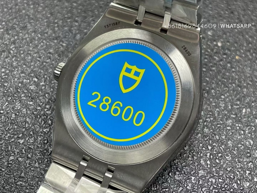 TUDOR Royal M28600-0009 Replica Watch for Sale 第7张