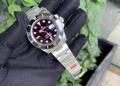 Transaction record for Rolex model M126610LN-0001 purchased by a Russian customer