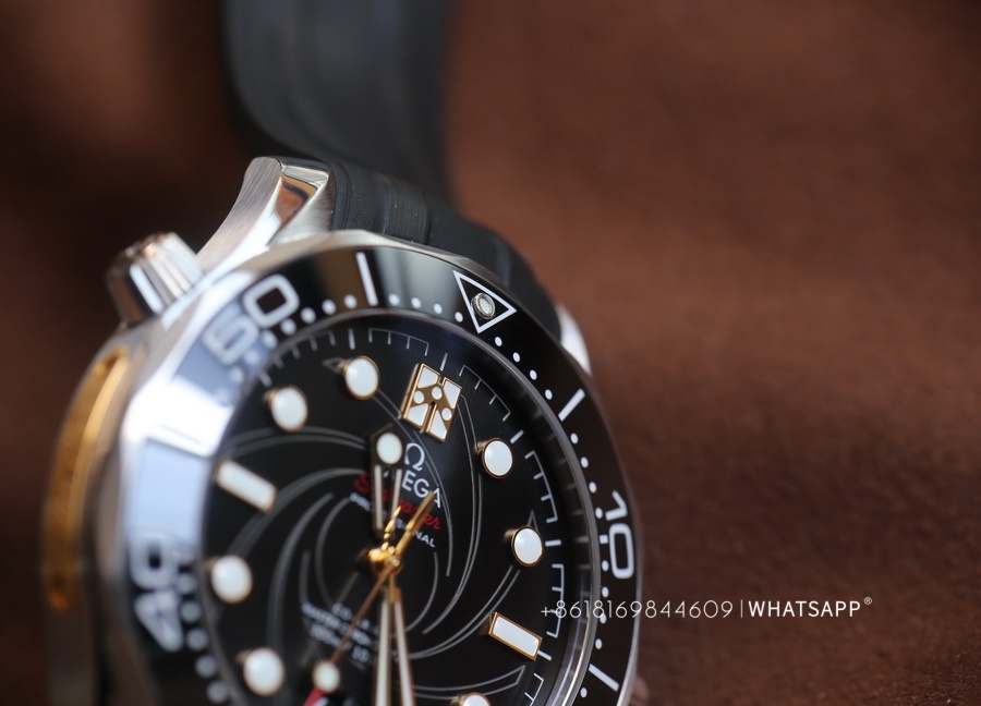 Top Replica Omega SEAMASTER DIVER 300M 210.22.42.20.01.003 James Bond 007 Limited Edition for Sale: 第8张