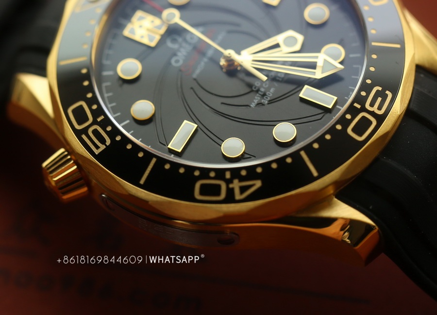 The Omega SEAMASTER DIVER 300 