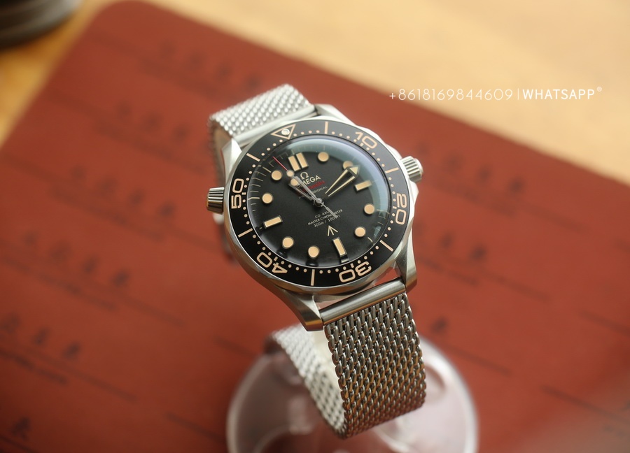 VS factory Omega Seamaster series 210.90.42.20.01.001 (007 version watch) 第1张