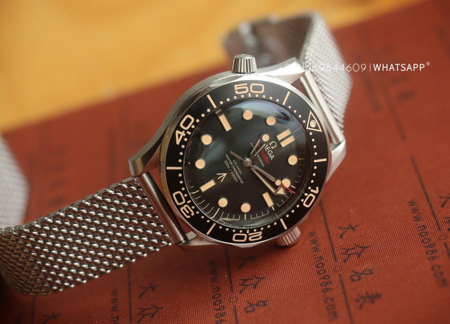 VS factory Omega Seamaster series 210.90.42.20.01.001 (007 version watch) 第2张
