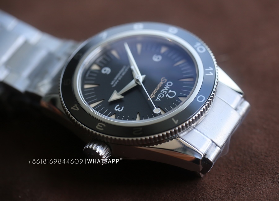 Review of VS Factory Omega Seamaster 007 Spectre Limited Edition Watch 第7张