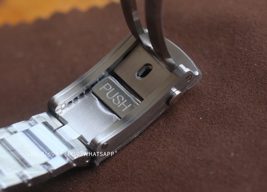 Review of VS Factory Omega Seamaster 007 Spectre Limited Edition Watch 第10张