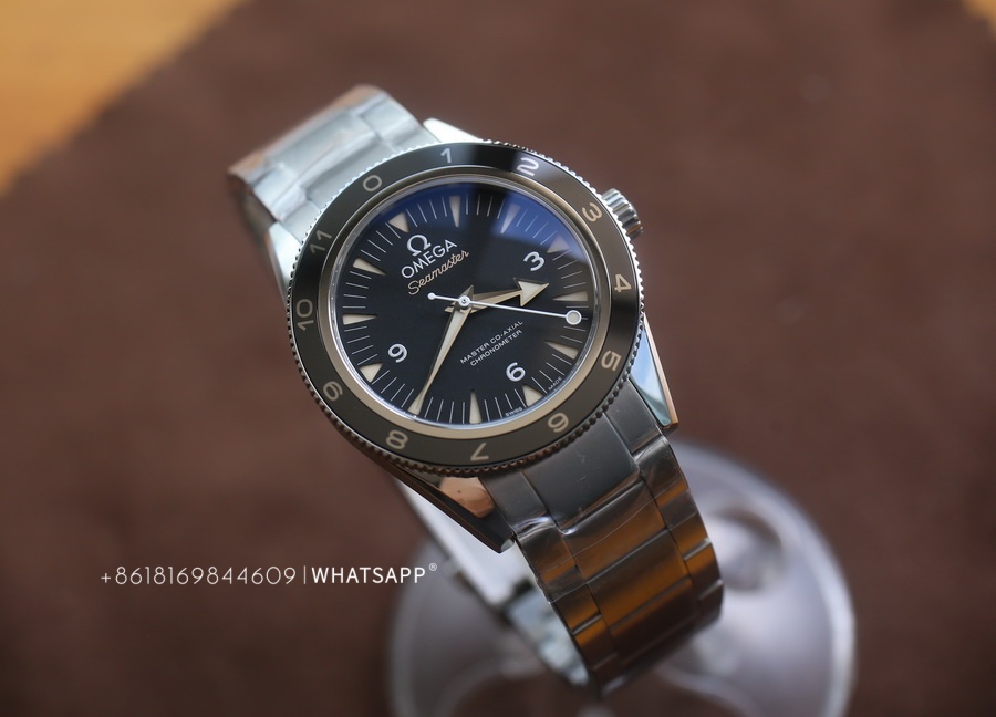 Review of VS Factory Omega Seamaster 007 Spectre Limited Edition Watch 第1张
