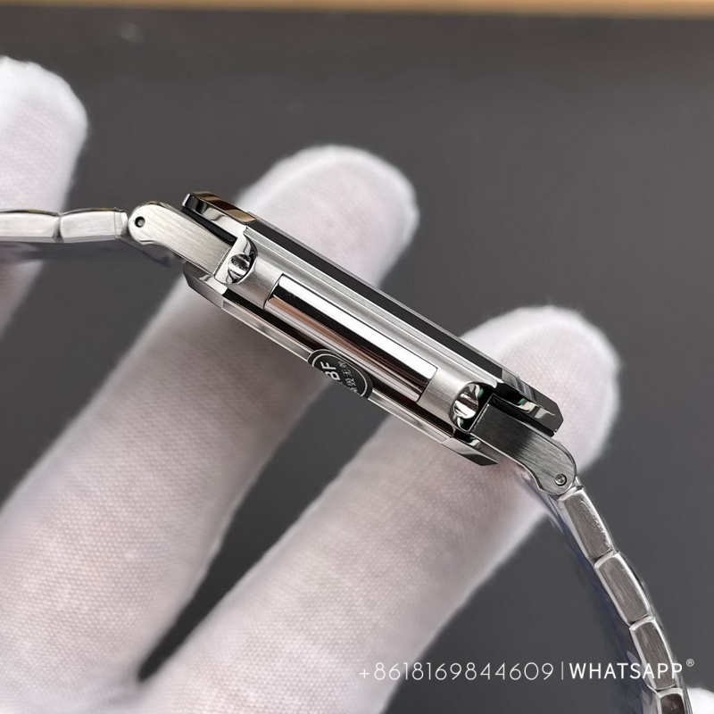 Patek Philippe CUBITUS 7128 Replica Watch for Sale 第7张
