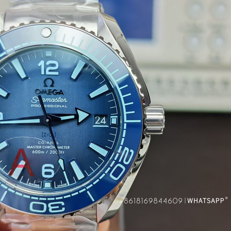 Replica Omega SEAMASTER PLANET OCEAN 215.30.40.20.03.002 for Sale 第3张