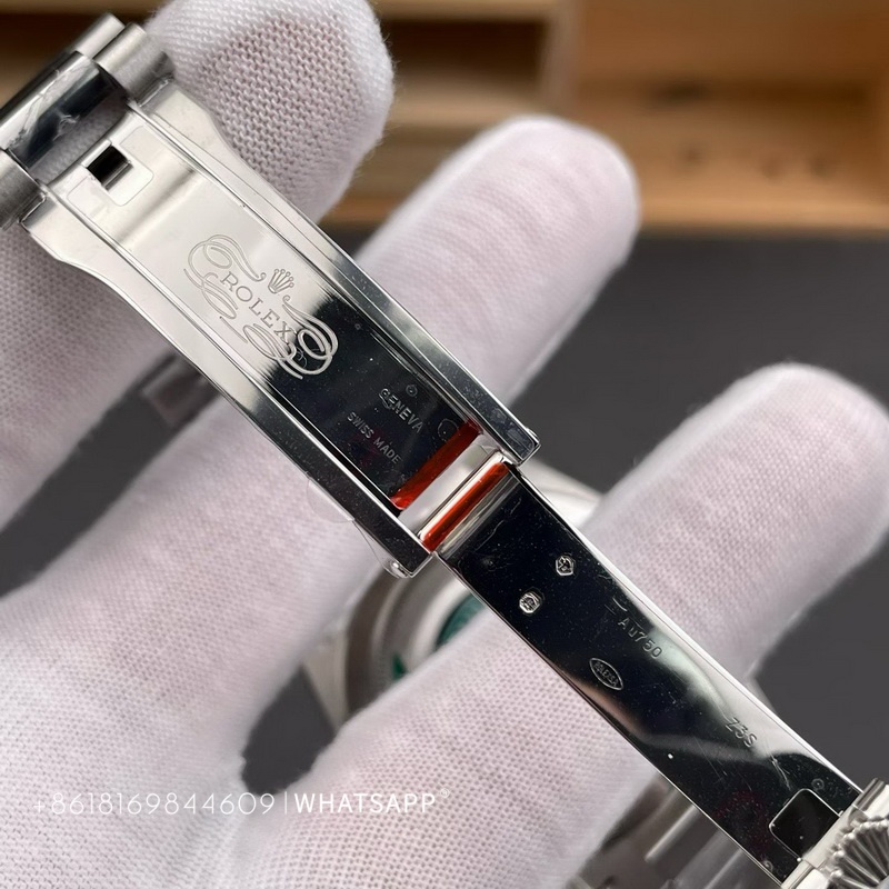 Rolex Day-Date M228236-0012 (Ice Blue Dial) Super Clone Watch for Sale 第8张