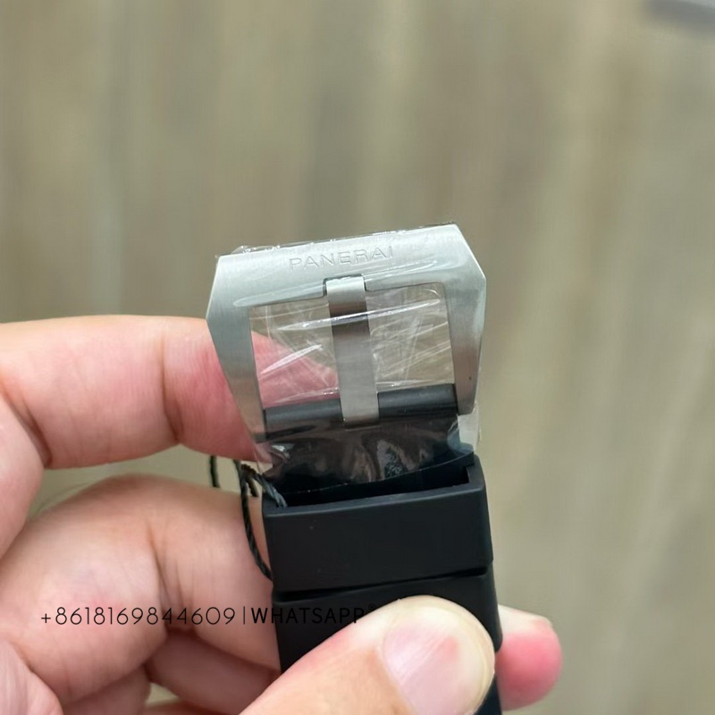 VS Factory Panerai PAM01389 47mm Super Clone Watch for Sale 第8张