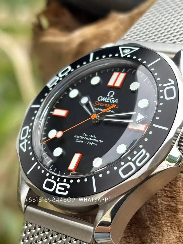 OMEGA Seamaster 300 Super Clone Watch for Sale (210.30.42.20.01.018) 第6张