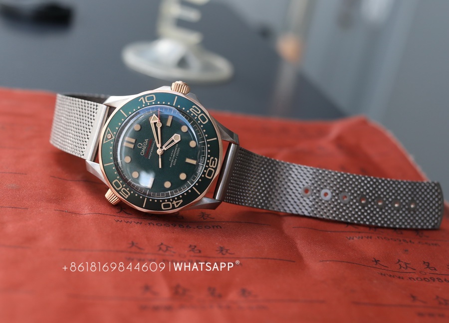 VS Factory Omega Seamaster 300 210.90.42.20.10.001 New Release 第4张
