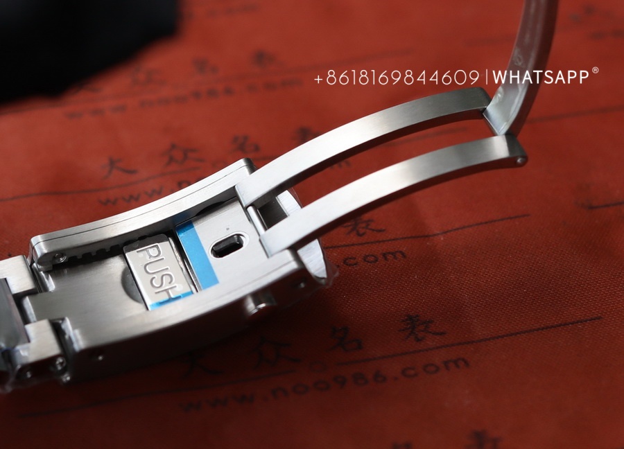 Omega Seamaster 300 MASTER 233.30.41.21.01.001 Replica Watch Sales by VS Factory 第11张