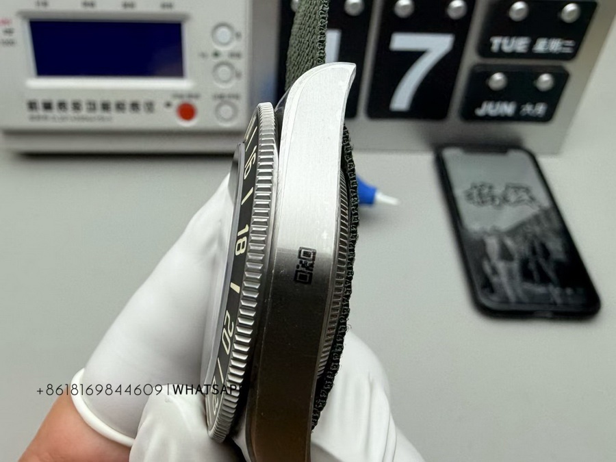 Super Clone Tudor PELAGOS FXD GMT Watch for Sale (M2542G257NU-0002) 第7张