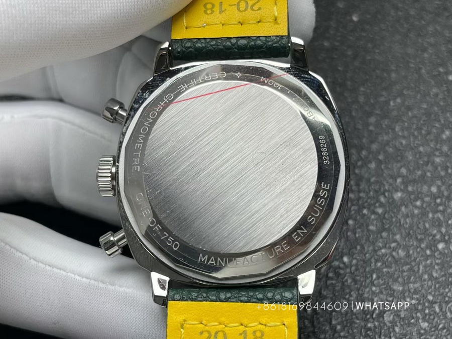 AAA Breitling TOP TIME Super Clone Watch for Sale (AB01771A1L1X1) 第7张