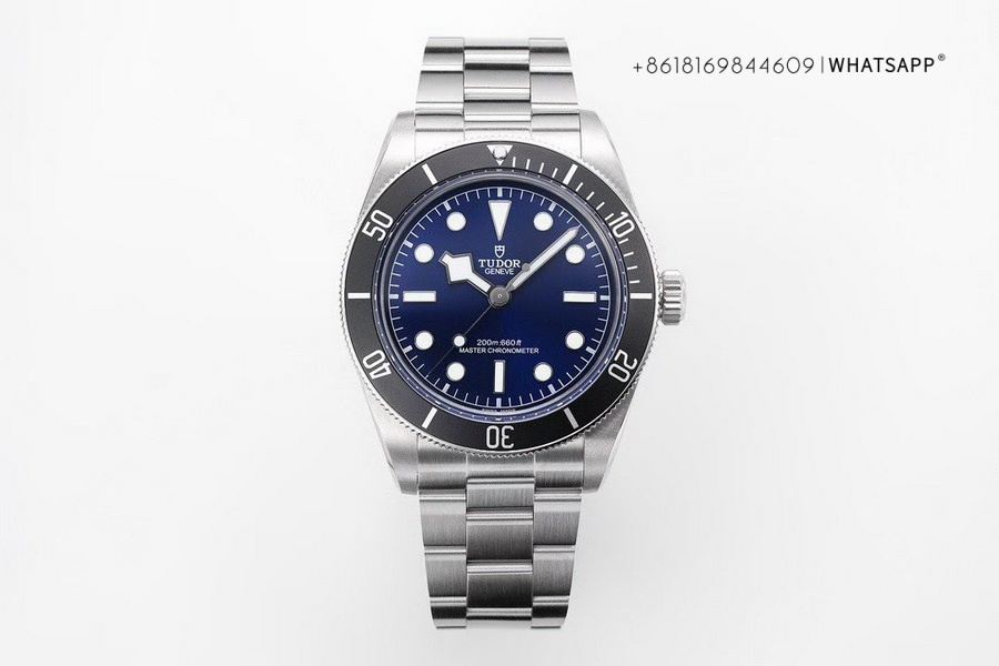 AAA Super Clone Tudor Black Bay 68 (M7943A1A0NU-0001) for Sale 第1张