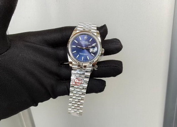 Transaction record of Rolex Datejust replica watch purchased by a Russian customer