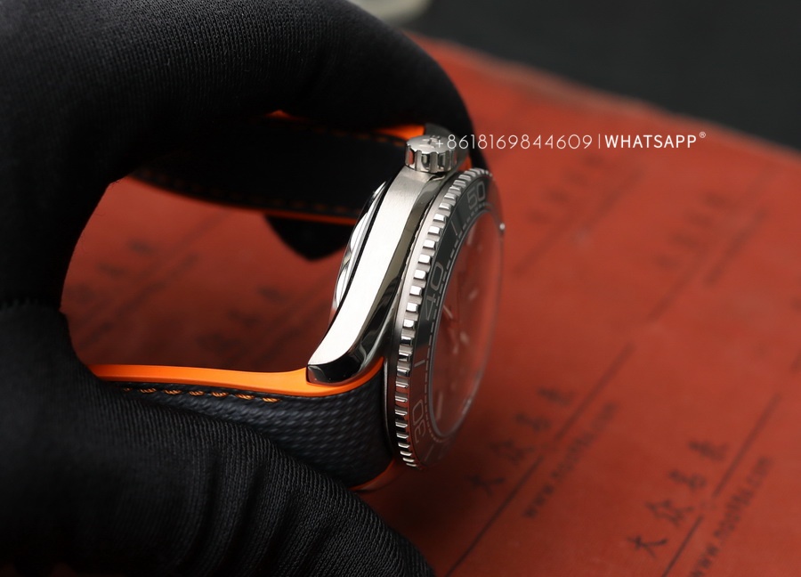 Introduction to VS Factory Omega Seamaster 1/4 Orange Titanium Metal 215.92.44.21.99.001 第9张